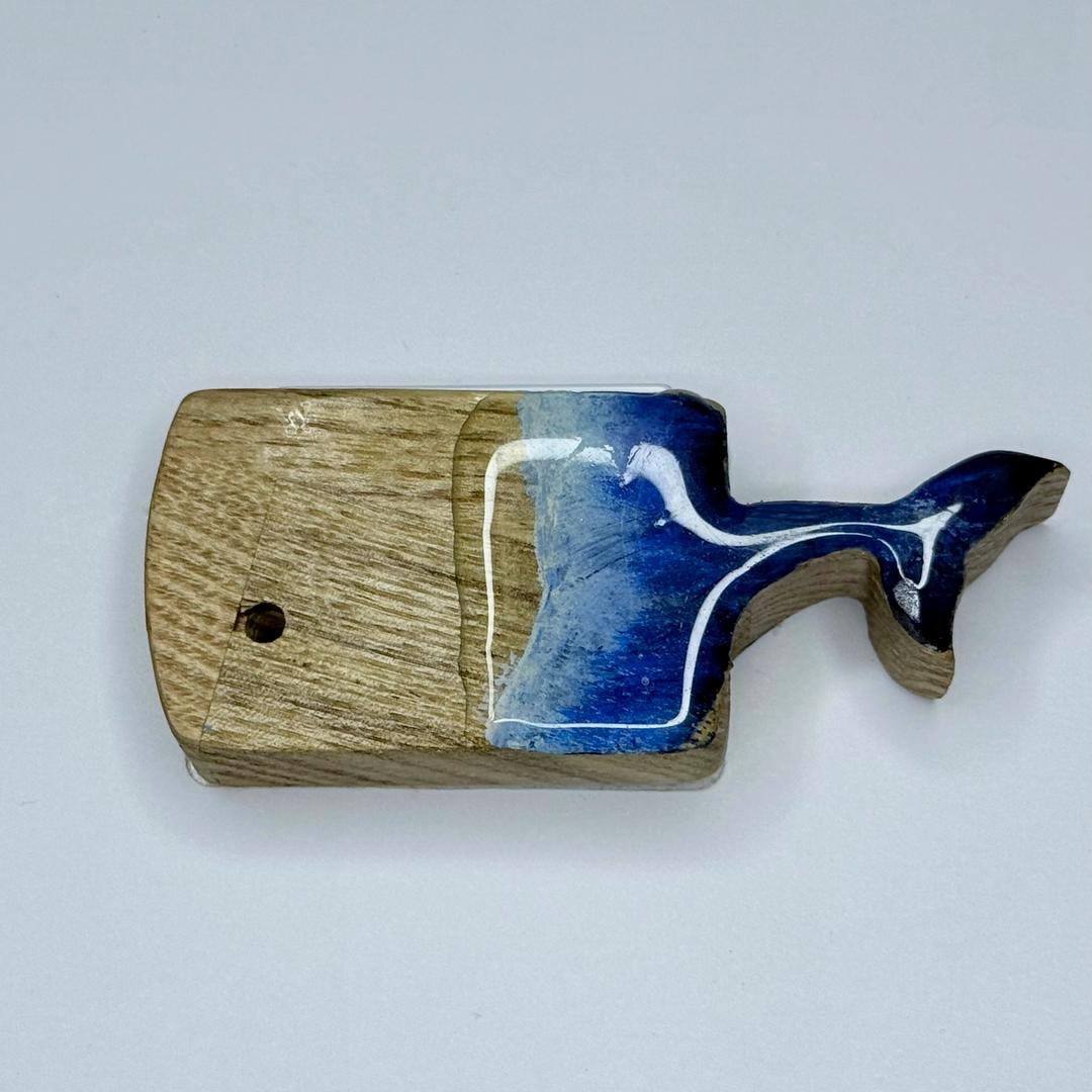 Сувенир "Кит" с эпоксидной смолой - photo 1